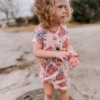 Retro GRL PWR Seamless File